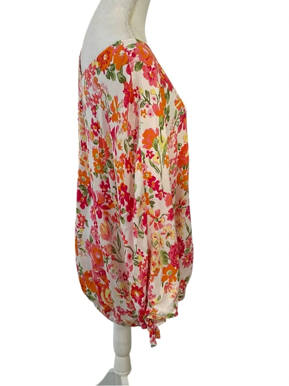 Lane Bryant Floral V-Neck Top Blouse in Pink, Orange & Green Plus 18/20 - Picture 6 of 16